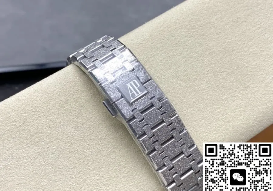 OM Factory Audemars Piguet Royal Oak 26240BC.GG.1324BC.02 1:1 Best Edition Replica Watch